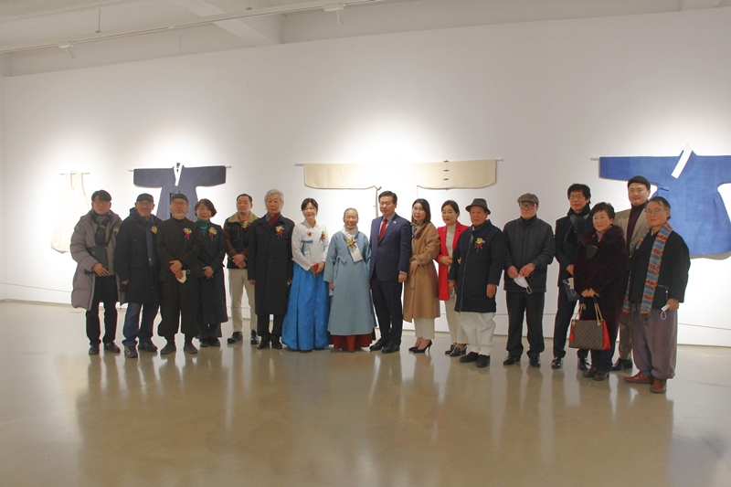  손끝의 기록展 작가만남
