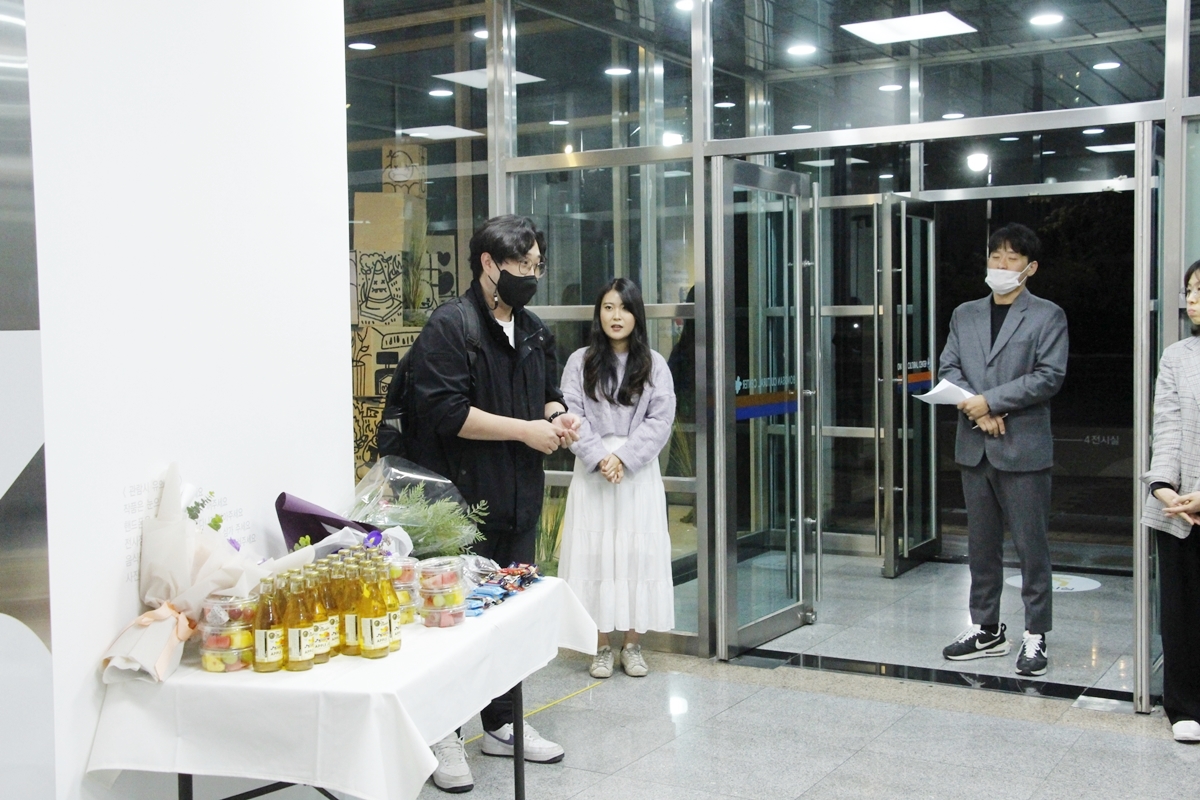  유리상자-아트스타 김채연展 작가만남