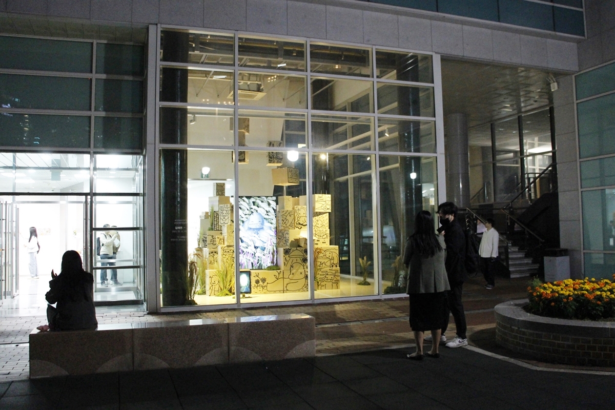  유리상자-아트스타 김채연展 작가만남