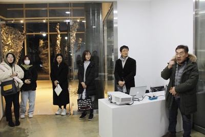 유리상자-강주리展 작가만남